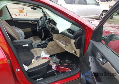 2020 Ford Escape Se z USA, uszkodzony, nr VIN 1FMCU9G60LUA04381